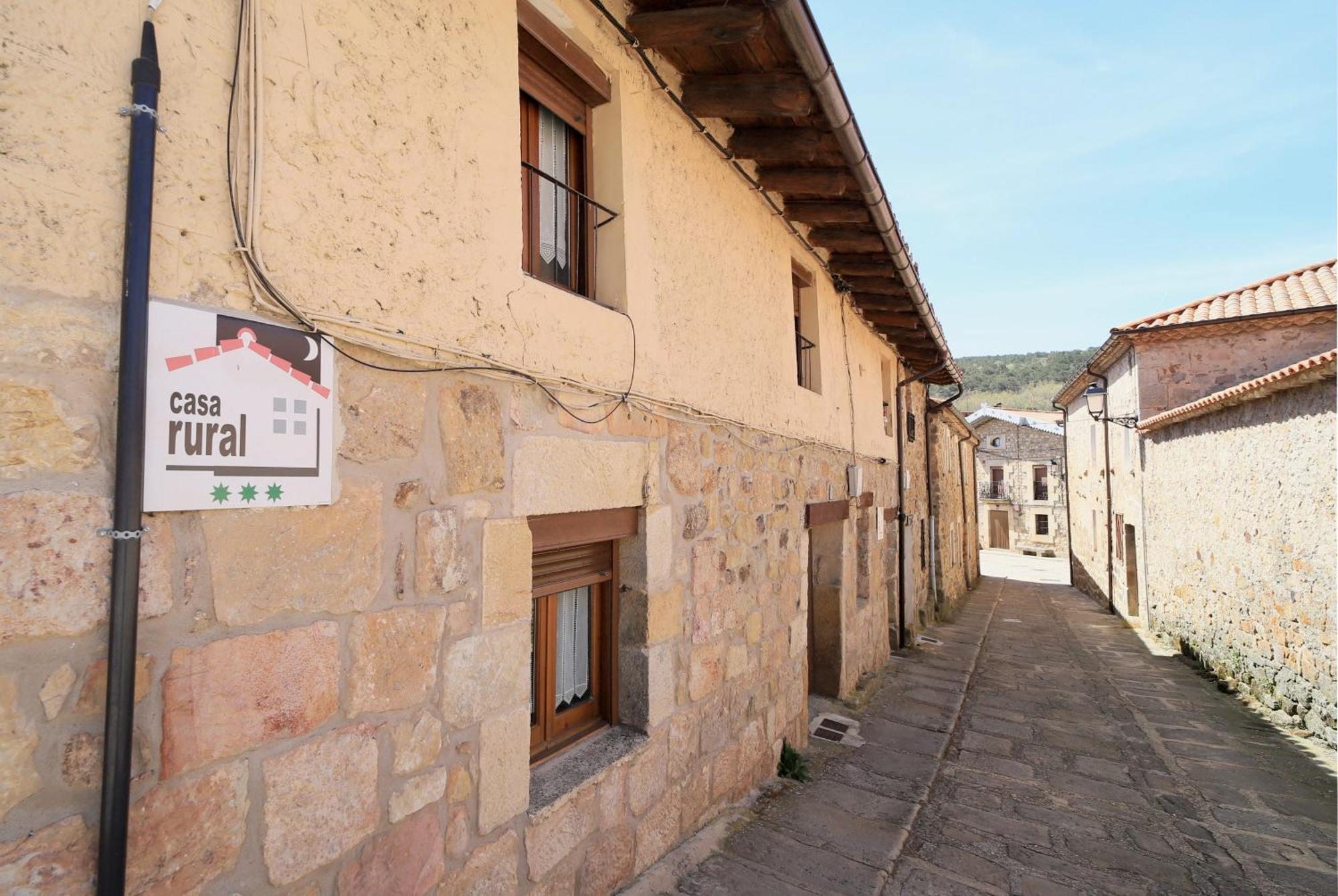 Piedra Andadera II Guest House Salduero Bagian luar foto